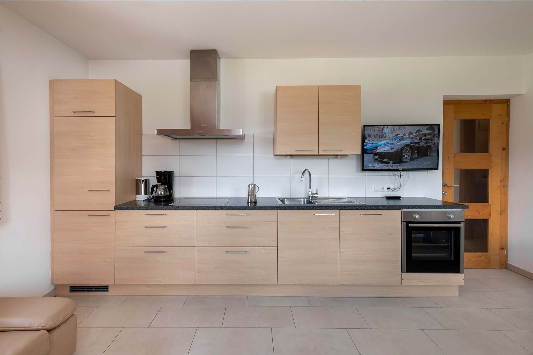  Fully equipped kitchens